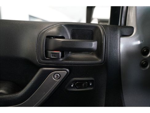 Used 2013 Jeep Wrangler Unlimited Sport AWD/4WD image 22