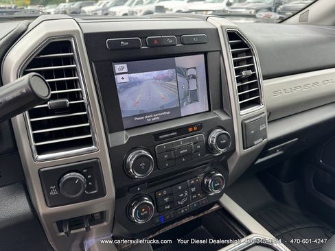 Used 2017 Ford F250 Lariat w/ Lariat Value Package AWD/4WD image 19