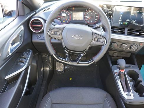 New 2026 Chevrolet Trax RS image 12