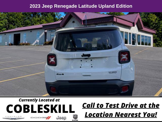 Used 2023 Jeep Renegade Latitude AWD/4WD image 5