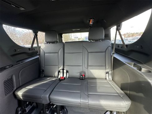 New 2026 Chevrolet Suburban Z71 w/ Comfort Package image 22