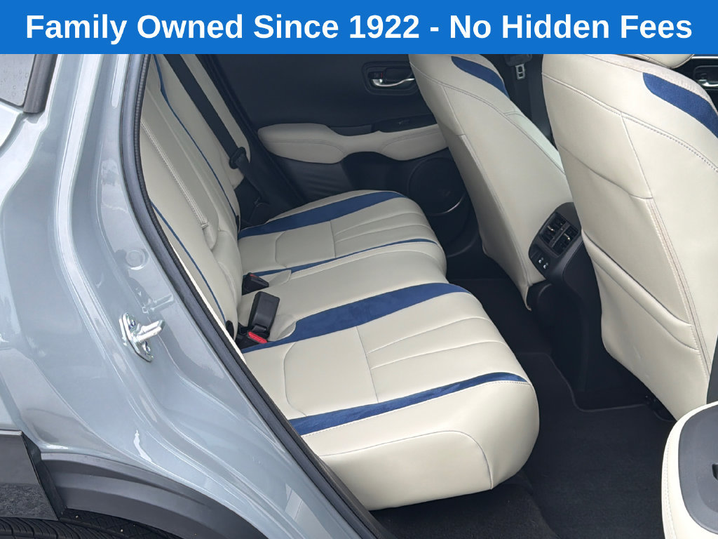 Used 2025 Acura ADX A-Spec FWD image 15