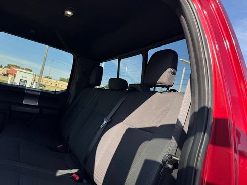 Used 2016 Ford F150 XLT w/ Equipment Group 302A Luxury AWD/4WD image 12