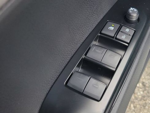 Used 2026 Toyota Camry SE FWD image 14