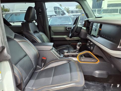Used 2023 Ford Bronco Badlands AWD/4WD image 33