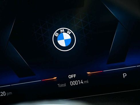 New 2025 BMW 760i xDrive image 29