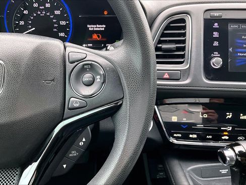 Used 2021 Honda HR-V EX image 24