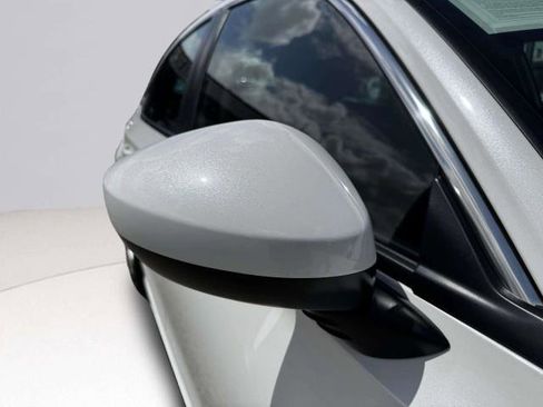 Used 2024 Honda Civic LX image 9