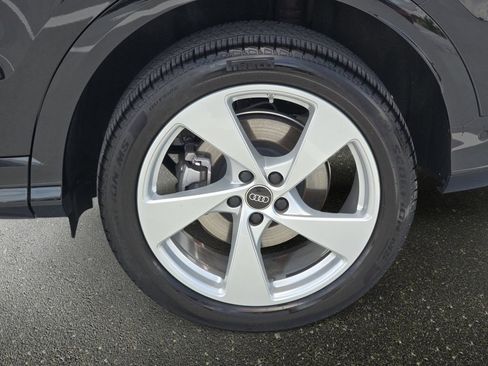 Certified 2025 Audi Q5 Premium Plus w/ Premium Plus AWD/4WD image 30