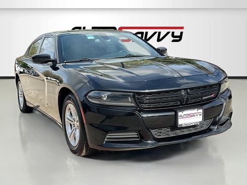 Used 2022 Dodge Charger SXT w/ Leather Interior Group RWD image 1