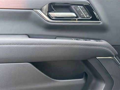 New 2026 GMC Yukon XL Denali w/ Sun & Power Step Package image 11