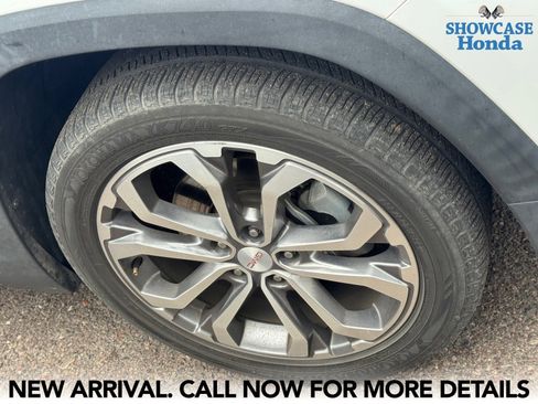 Used 2020 GMC Terrain SLT w/ Preferred Package image 7