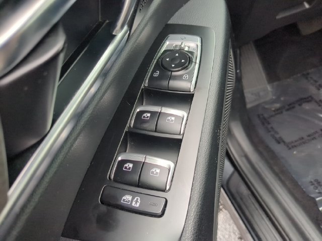 Used 2022 Kia Telluride EX w/ EX Premium Package FWD image 19
