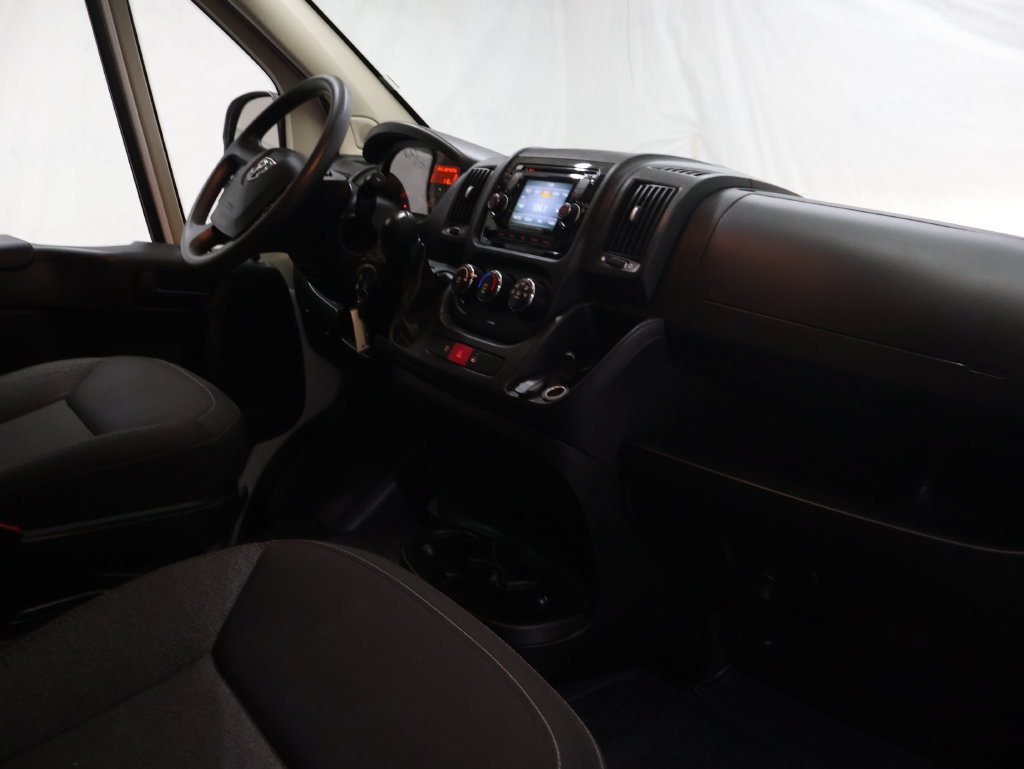 Used 2016 RAM ProMaster 1500 w/ Interior Convenience Group FWD image 10