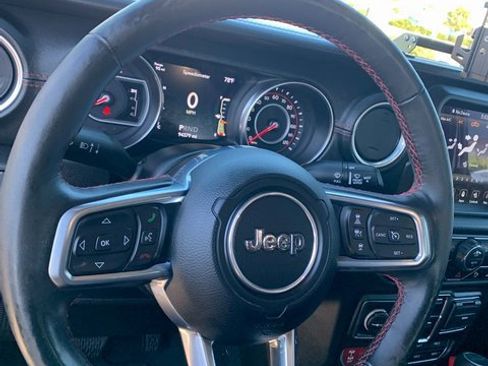 Used 2020 Jeep Gladiator Rubicon image 32