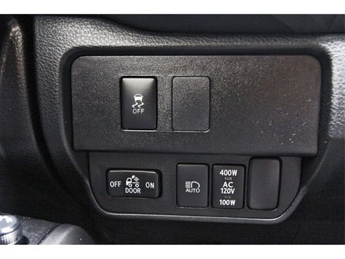Used 2021 Toyota Tacoma TRD Sport image 21