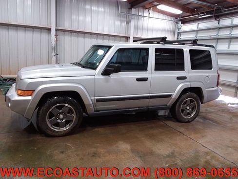 Used 2006 Jeep Commander 4WD image 6