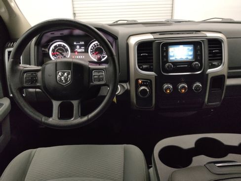 Used 2019 RAM 1500 Classic SLT RWD image 22