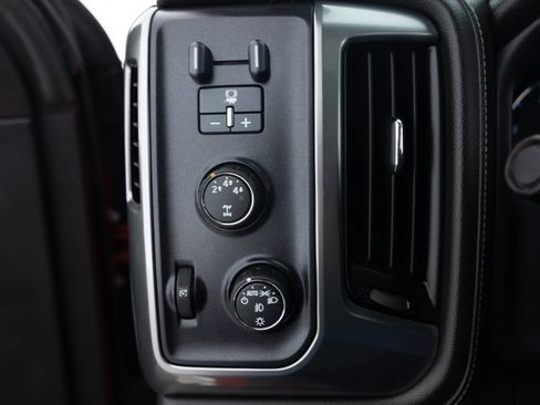 Used 2015 Chevrolet Silverado 3500 LTZ w/ Duramax Plus Package image 40