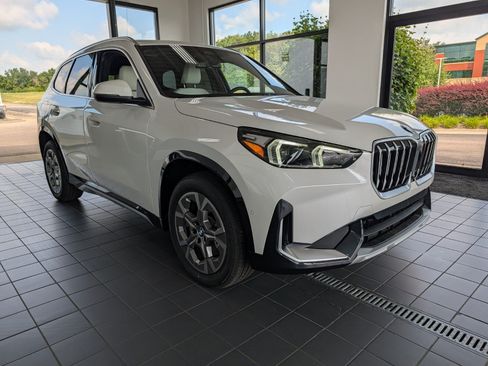 New 2026 BMW X1 xDrive28i w/ Technology Package AWD/4WD image 1