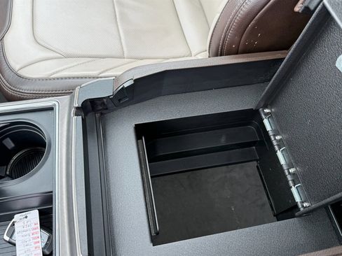 Used 2019 Ford F450 Limited image 24