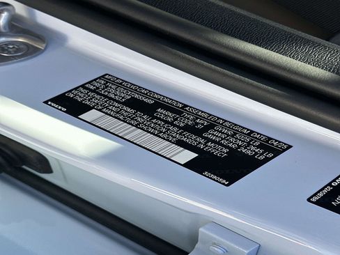 Certified 2026 Volvo XC40 B5 Plus w/ Protection Package Premier image 29