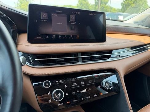 Certified 2022 INFINITI QX60 Sensory w/ Vision Package AWD/4WD image 16