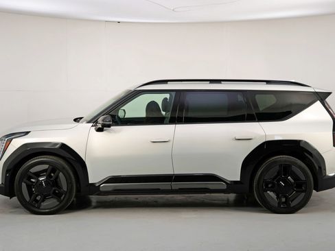 Used 2024 Kia EV9 GT-Line image 55