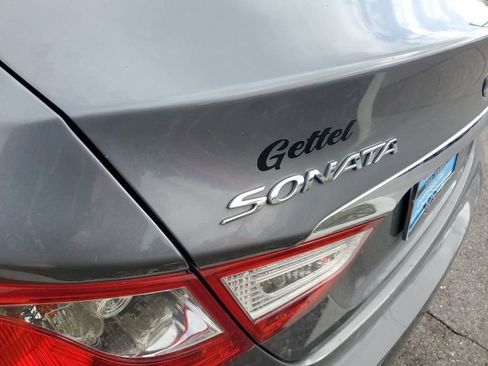 Used 2012 Hyundai Sonata SE w/ Navigation & Sunroof Pkg image 5