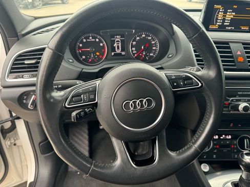 Used 2018 Audi Q3 2.0T Premium w/ Convenience Package image 7
