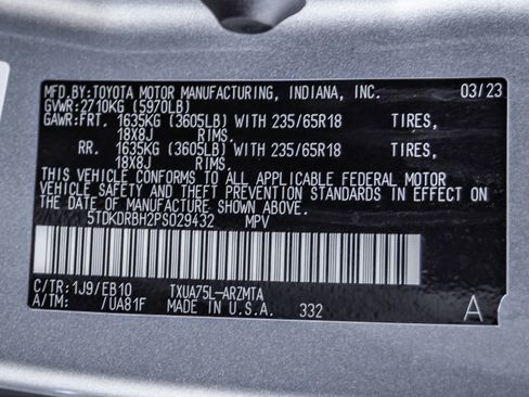 Used 2023 Toyota Highlander XLE image 29