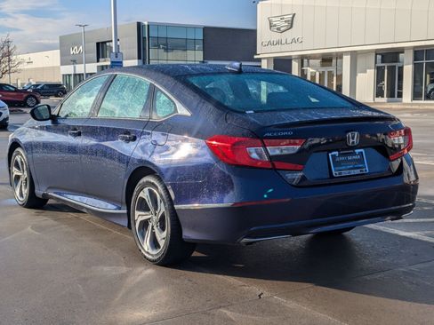 Used 2019 Honda Accord EX image 3