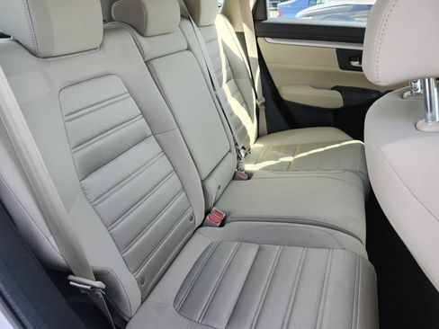 Used 2019 Honda CR-V LX image 16