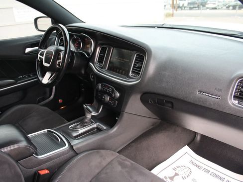 Used 2015 Dodge Charger R/T RWD image 6