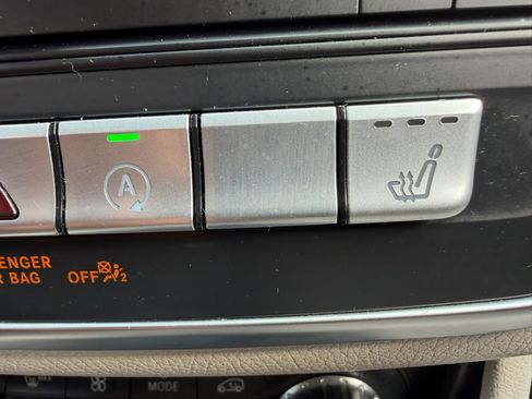 Used 2019 Mercedes-Benz CLA 250 4MATIC image 60