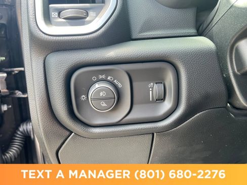 New 2026 RAM 2500 Big Horn AWD/4WD image 30