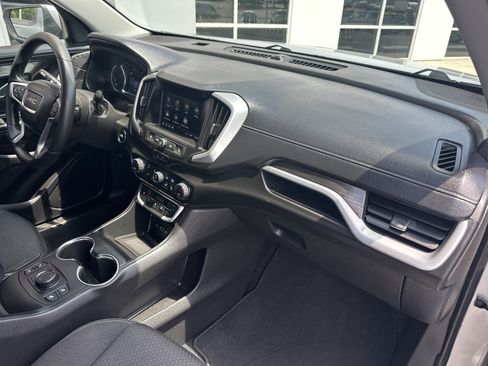 Used 2022 GMC Terrain SLE w/ Driver Convenience Package AWD/4WD image 28