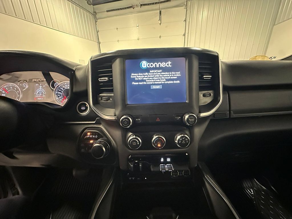 Used 2019 RAM 1500 Big Horn AWD/4WD image 34