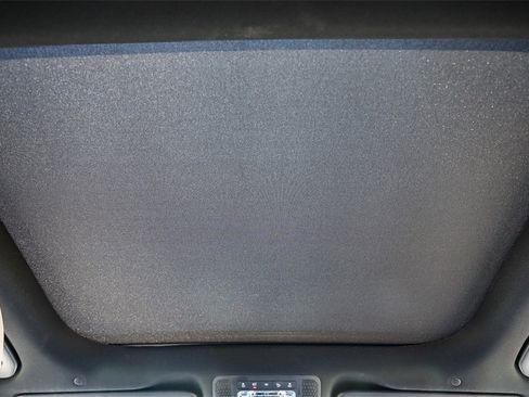 Certified 2025 Mercedes-Benz GLA 250 image 16