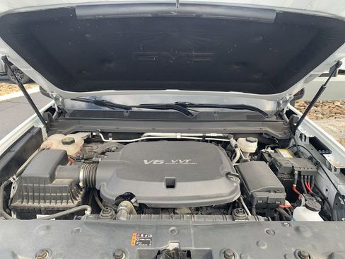 Used 2022 GMC Canyon AT4 w/ Trailering Package image 17