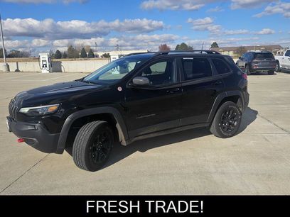 Used 2019 Jeep Cherokee Trailhawk w/ Cold Weather Group