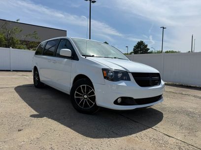Used 2018 Dodge Grand Caravan SXT w/ Driver Convenience Group