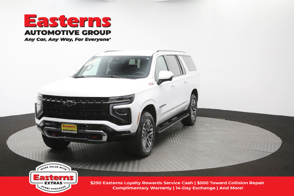 Used 2025 Chevrolet Suburban Z71 AWD/4WD image 56