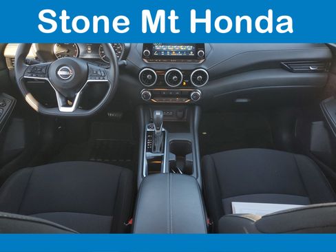 Used 2025 Nissan Sentra SV image 14