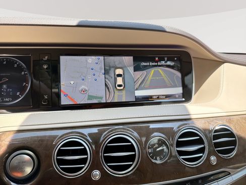 Used 2017 Mercedes-Benz S 550 4MATIC Sedan w/ Premium Package image 25