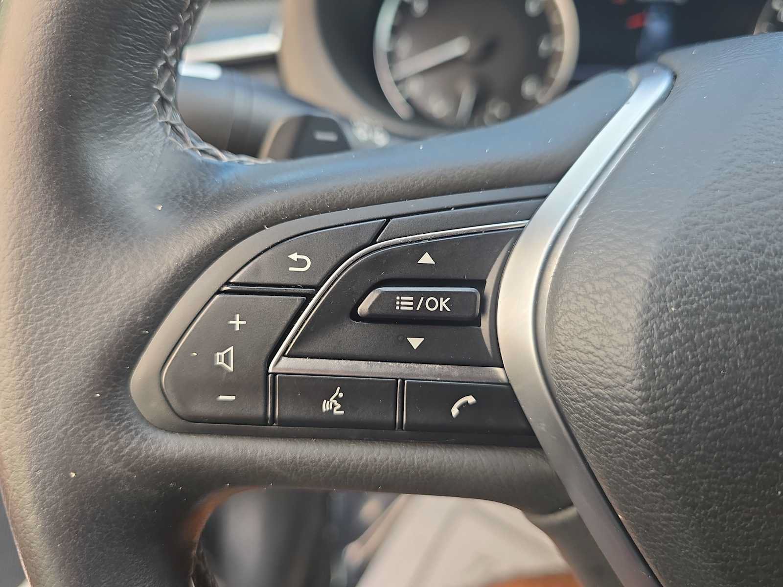 Used 2023 INFINITI QX50 Sport FWD image 27