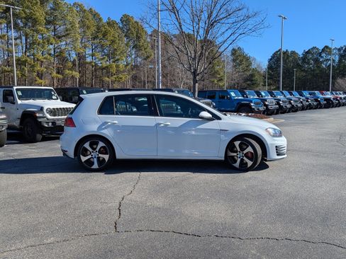 Used 2016 Volkswagen GTI Autobahn w/ Driver Assistance Package image 4