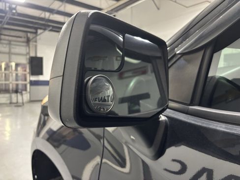 Used 2020 Chevrolet Silverado 1500 Custom Trail Boss w/ Custom Convenience Package image 9