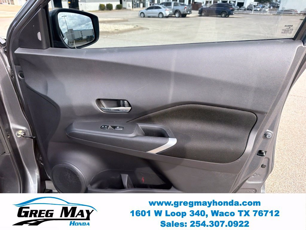 Used 2021 Nissan Kicks SV FWD image 24