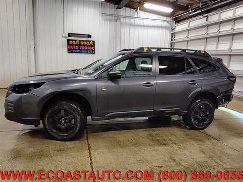 Used 2023 Subaru Outback Wilderness AWD/4WD image 5